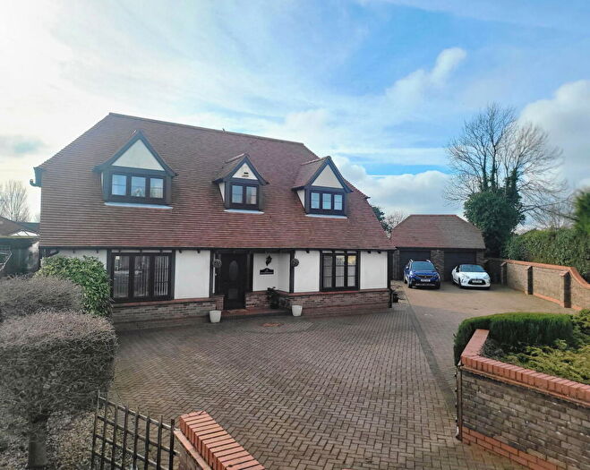 4 Bedroom Detached Bungalow For Sale In Sea Road, Chapel St. Leonards, Skegness, PE24