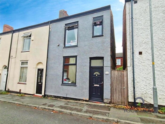 3 Bedroom End Of Terrace House For Sale In Oak Street, Tyldesley, Manchester, Greater Manchester, M29