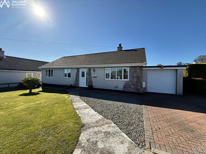 3 Bedroom Bungalow For Sale In Maes Derwydd, Llangefni, Anglesey, LL77
