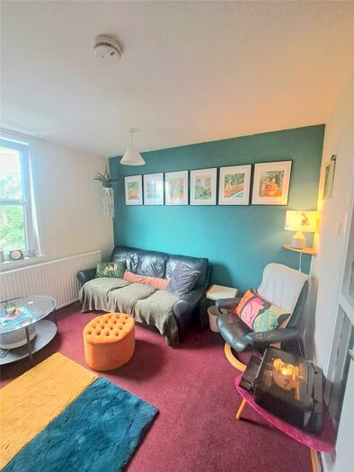 3 Bedroom Flat To Rent In Stafford Street, City Centre, Aberdeen, AB25