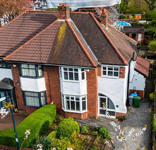 3 Bedroom Semi Detached House For Sale In Wood Road, Sale, Cheshire, M33