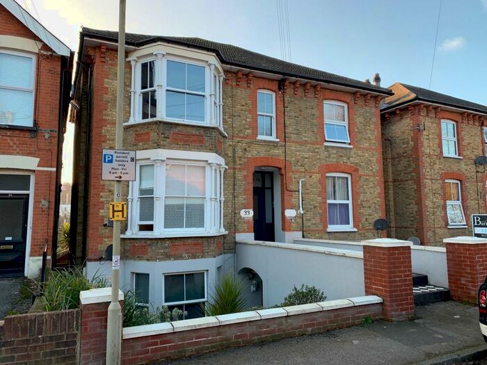 1 Bedroom Apartment To Rent In Rose Valley, Brentwood, CM14