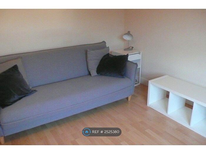 1 Bedroom Flat To Rent In Dean Court, Derby, DE23