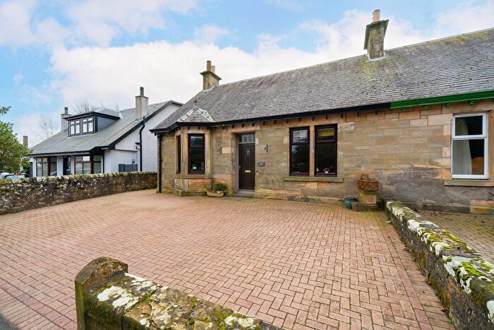 3 Bedroom Semi-Detached House For Sale In Carslogie Road, Cupar, KY15