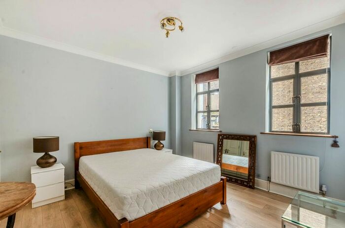 1 Bedroom Flat To Rent In Bolton Gardens, South Kensington, London, SW5