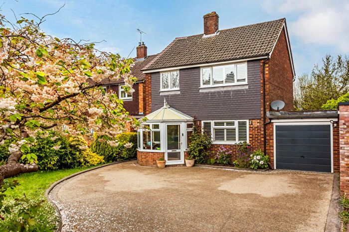 3 Bedroom Detached House For Sale In St Andrews Way, Oxted, Surrey, RH8