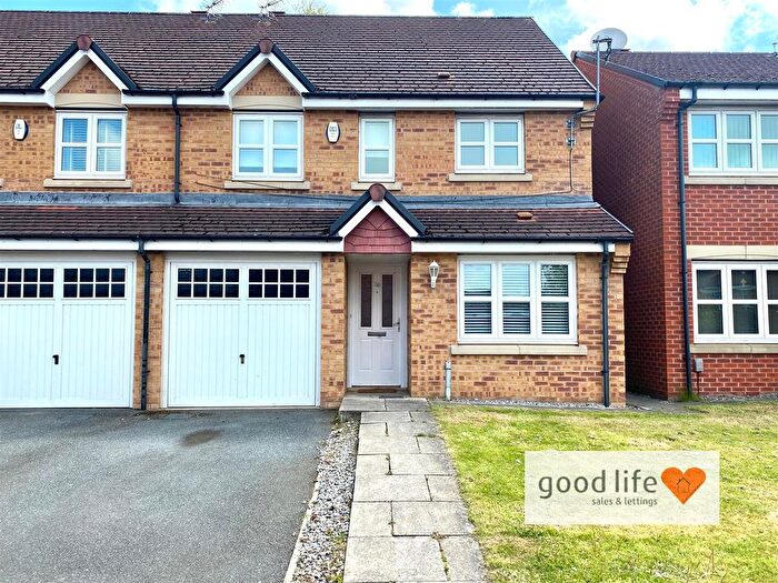 3 Bedroom Semi-Detached House For Sale In Southside Gardens, South Hylton, Sunderland, SR4