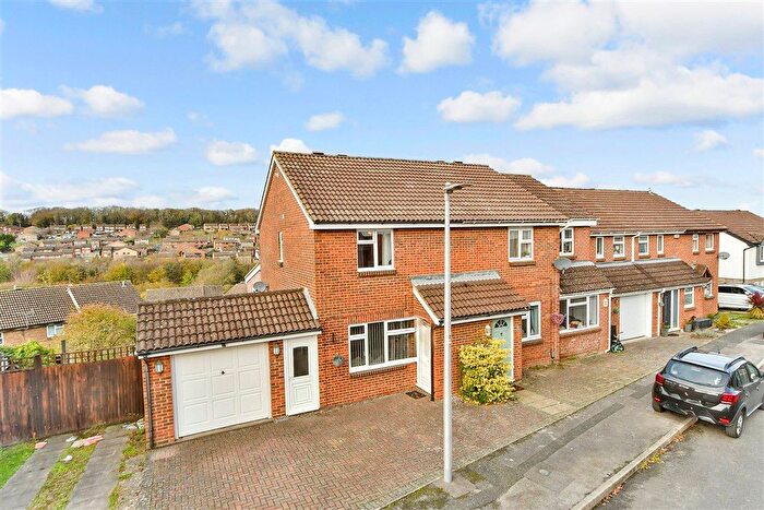 3 Bedroom Semi Detached House For Sale In Burmarsh Close, Walderslade, Chatham, Kent, ME5