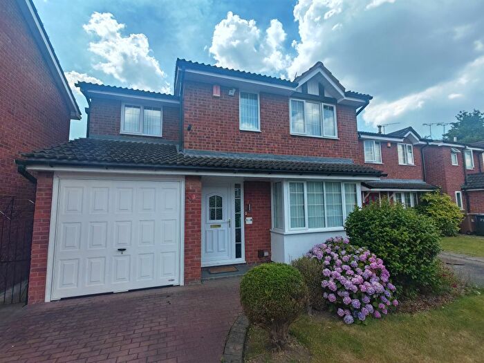 4 Bedroom Detached House For Sale In Highgate Close, Crewe, CW1