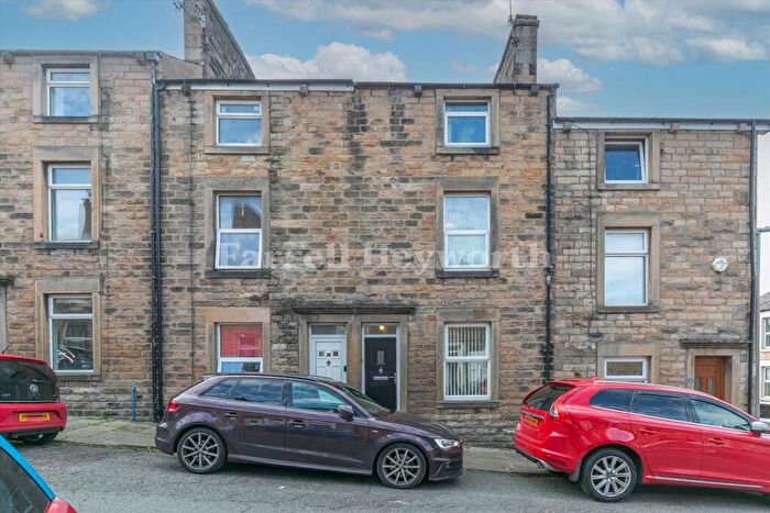 3 Bedroom House For Sale In Vine Street, Lancaster, LA1