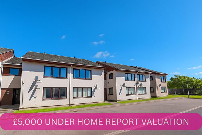 1 Bedroom Flat For Sale In Hilton Court, Inverness, IV2