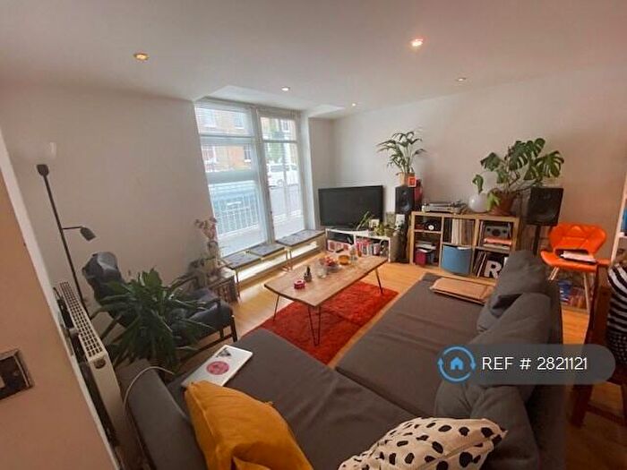 1 Bedroom Flat To Rent In Sandringham Road, London, E8