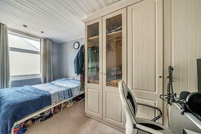 5 Bedroom House To Rent In Eastney Road, Southsea, Hampshire, PO4