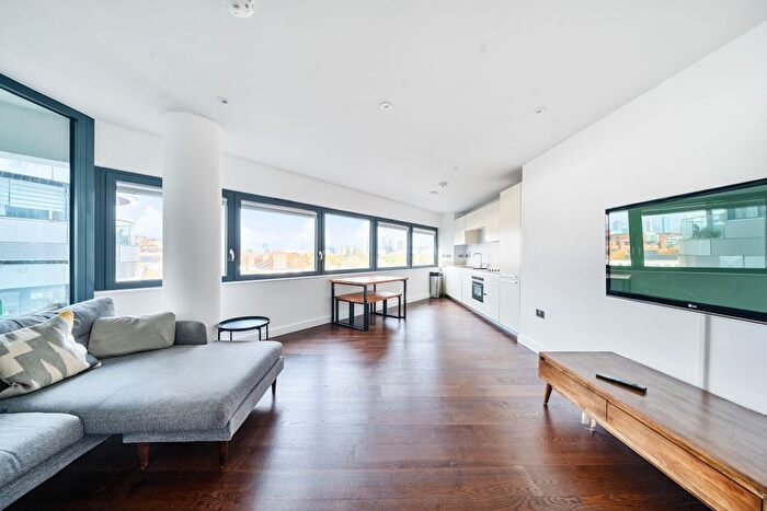 1 Bedroom Flat To Rent In Lambarde Square, London, SE10