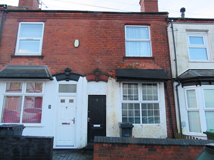 2 Bedroom House To Rent In Vernon Road, Oldbury, B68