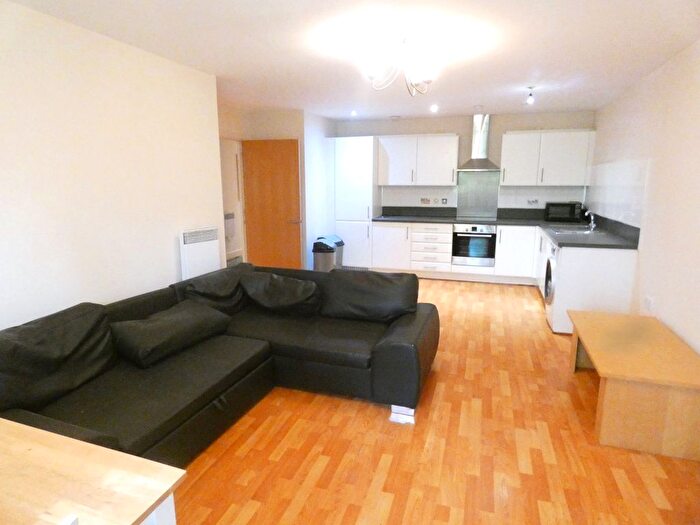 2 Bedroom Flat To Rent In Tay Court, Meath Crescent, London, E2