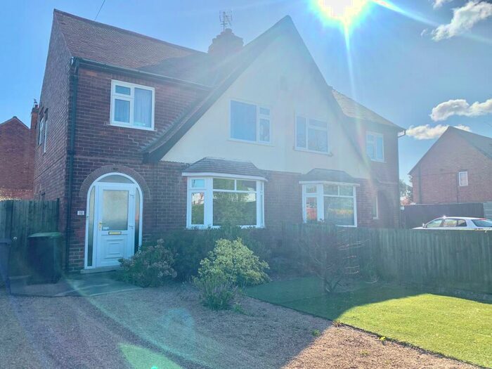 3 Bedroom Semi-Detached House To Rent In Attenborough Lane, Beeston, NG9