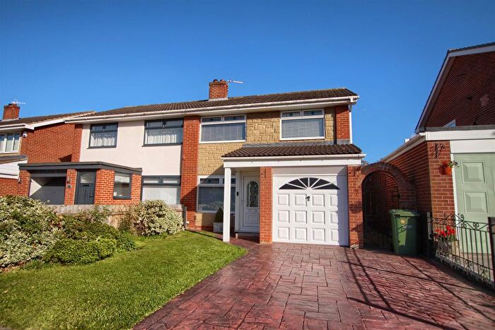3 Bedroom Property For Sale In Chadderton Drive, Thornaby, TS17
