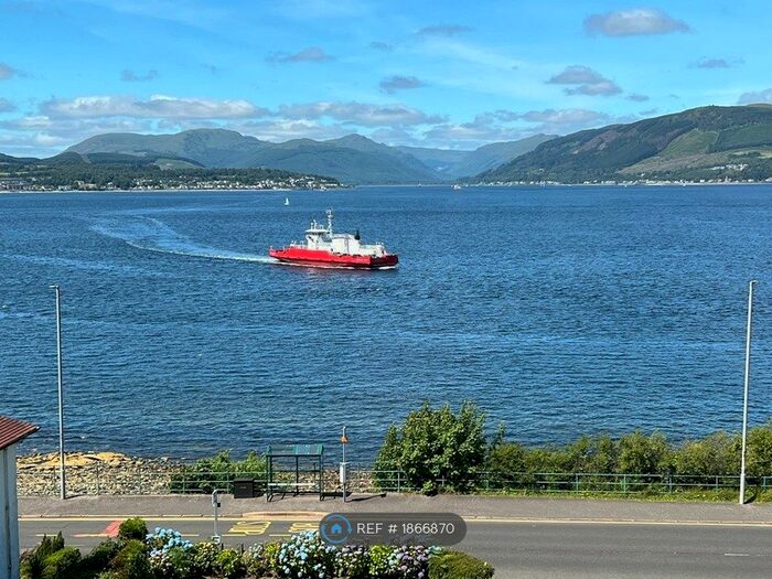2 Bedroom Flat To Rent In Cameron Court, Gourock, PA19