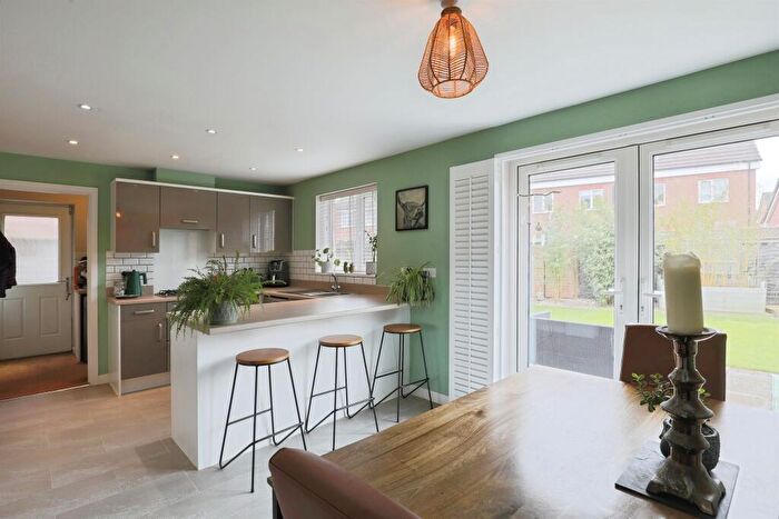 4 Bedroom Detached House For Sale In Cozens Street, Wellesbourne, Warwick, CV35