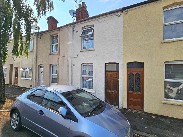 2 Bedroom Terraced House To Rent In Alma Place, Gloucester, GL1