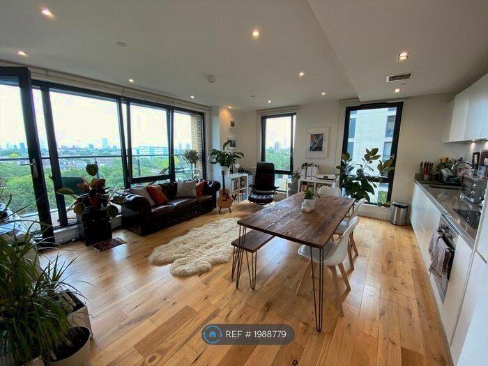 1 Bedroom Flat To Rent In Regalia Point, London, E2