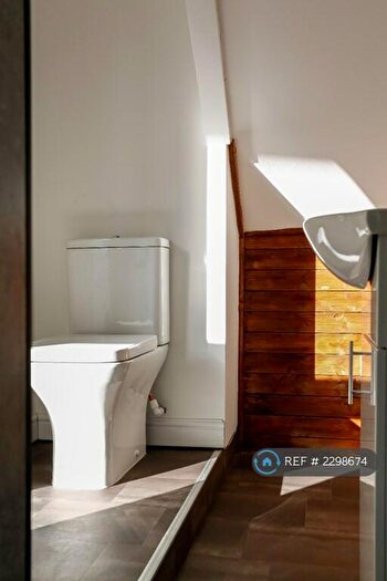 1 Bedroom Flat To Rent In Coolinge Road, Folkestone, CT20