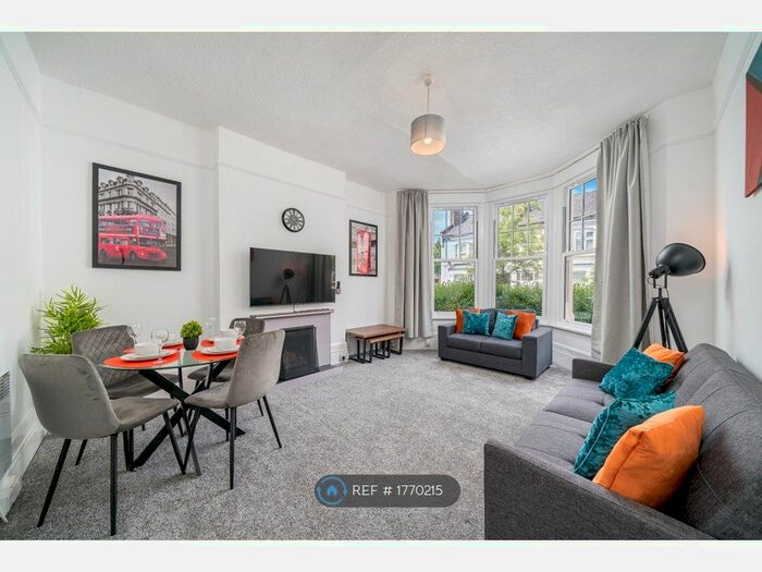 1 Bedroom Flat To Rent In Alkham Road, London, N16