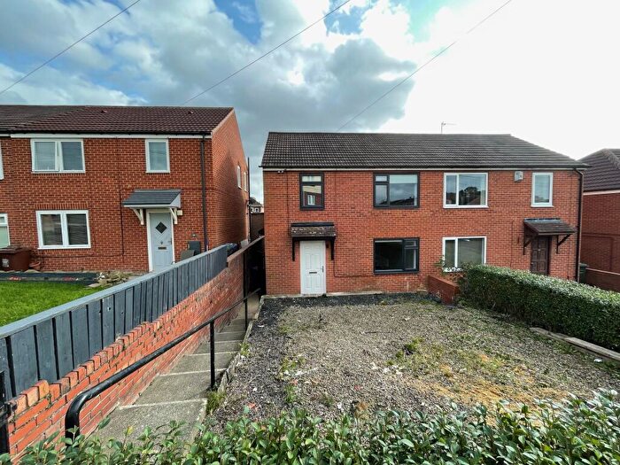 2 Bedroom End Of Terrace House To Rent In Southway, Newcastle Upon Tyne, NE15