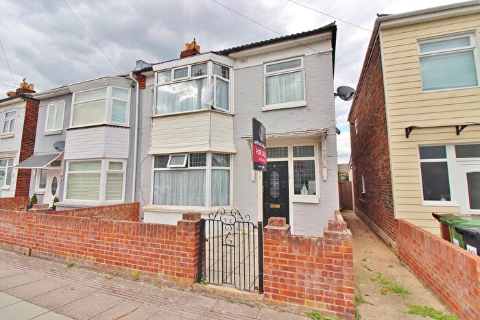 3 Bedroom Semi-Detached House For Sale In Magdalen Road, Hilsea, PO2
