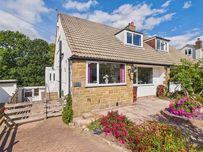 4 Bedroom Semi-Detached House For Sale In Manor House Road, Wilsden, Bradford, BD15