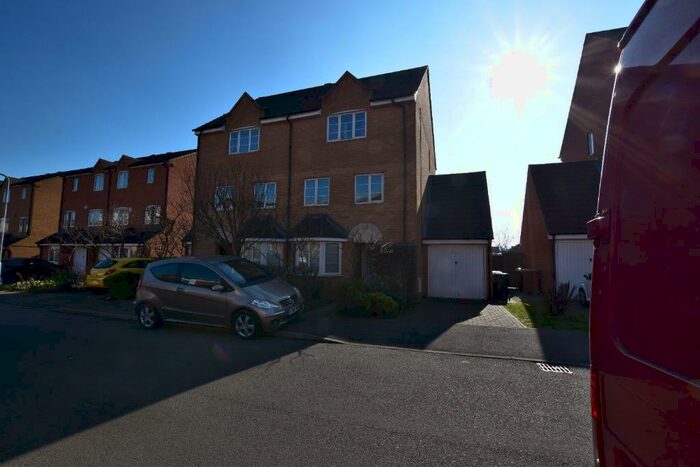 6 Bedroom Detached House To Rent In West Cotton Close /, Far Cotton, Northampton, NN4