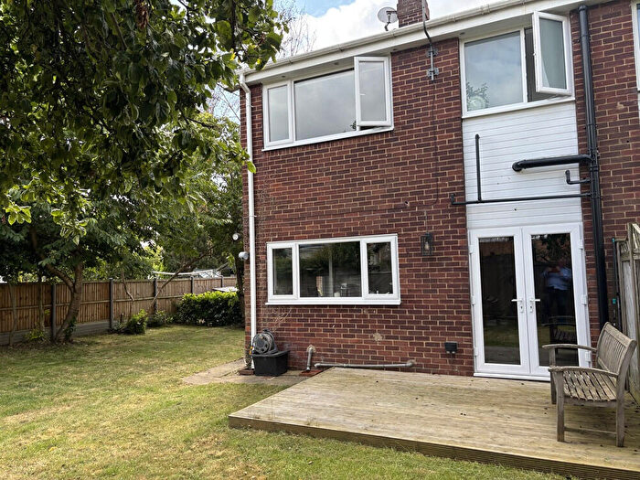 3 Bedroom Semi-Detached House To Rent In Hillam Hall Lane, Leeds, LS25