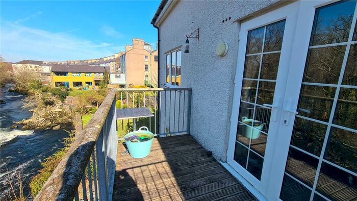 3 Bedroom Maisonette For Sale In Erw Gron, Bethesda, Gwynedd, LL57