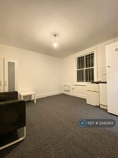 Studio To Rent In Market Street, Heanor, DE75