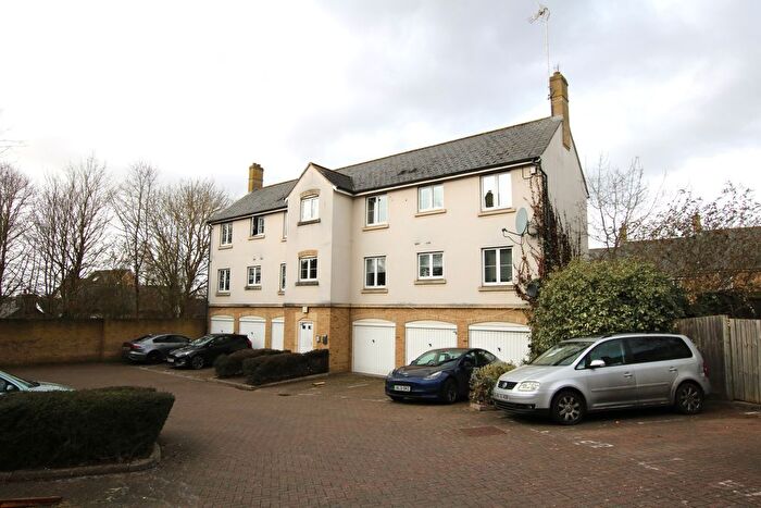 1 Bedroom Flat To Rent In Holden Close, Braintree, CM7