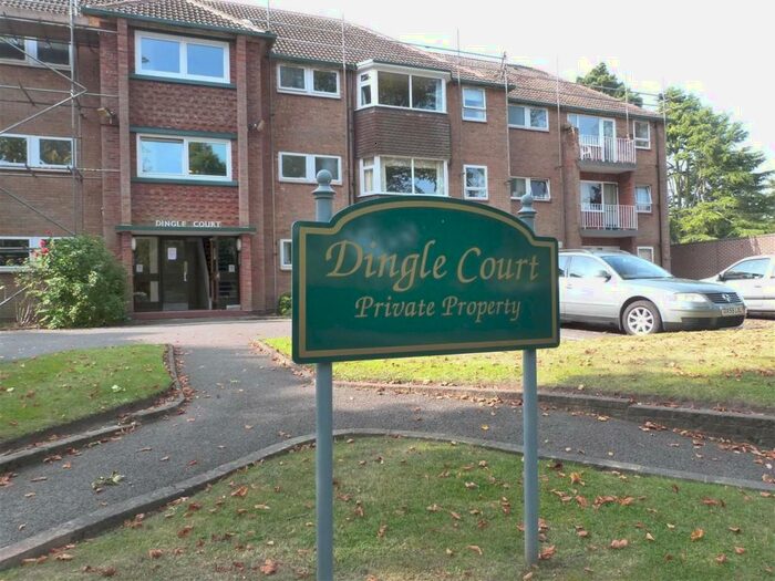1 Bedroom Flat For Sale In Dingle Court, Solihull, West Midlands, B91