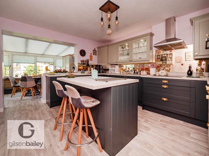 4 Bedroom Semi Detached House For Sale In St Edmunds Road, Acle, NR13