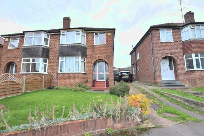 3 Bedroom Semi-Detached House To Rent In London Road, Reading, RG6