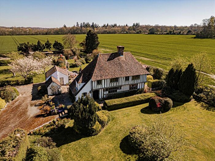 5 Bedroom Detached House For Sale In Faversham Road, Throwley, ME13