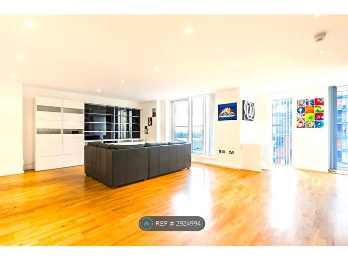 2 Bedroom Flat To Rent In Ability Place, London, E14