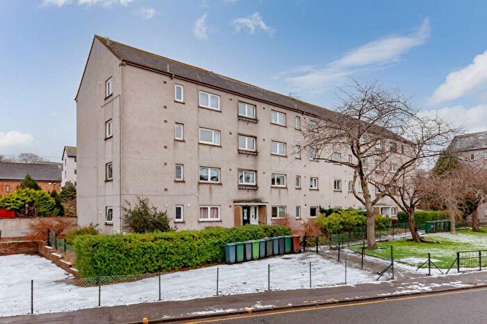 2 Bedroom Flat For Sale In E, Oxgangs Avenue, Oxgangs, Edinburgh, EH13