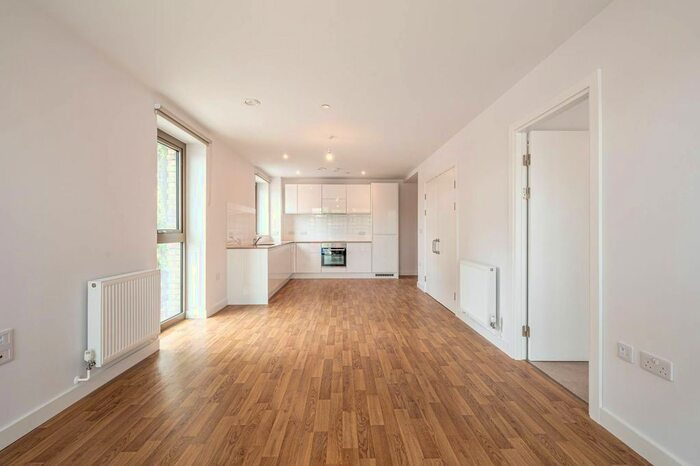 1 Bedroom Flat To Rent In Apex Gardens, Tottenham, London, N15