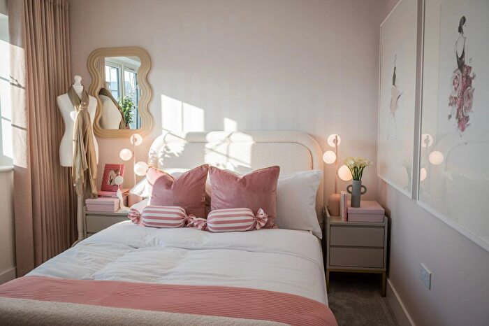 3 Bedroom Detached House For Sale In Hargreaves Road, Northwich, CW9