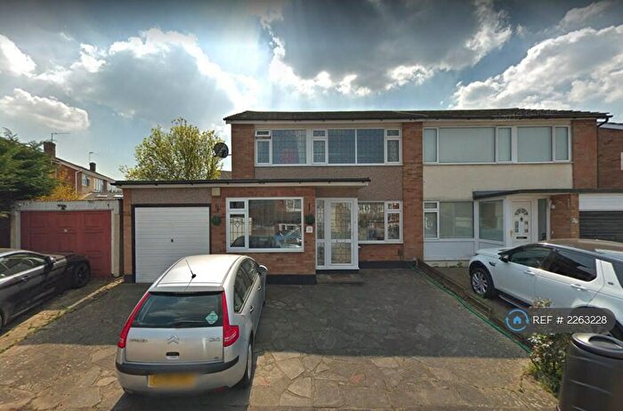 3 Bedroom Semi-Detached House To Rent In Dunster Crescent, Hornchurch, RM11