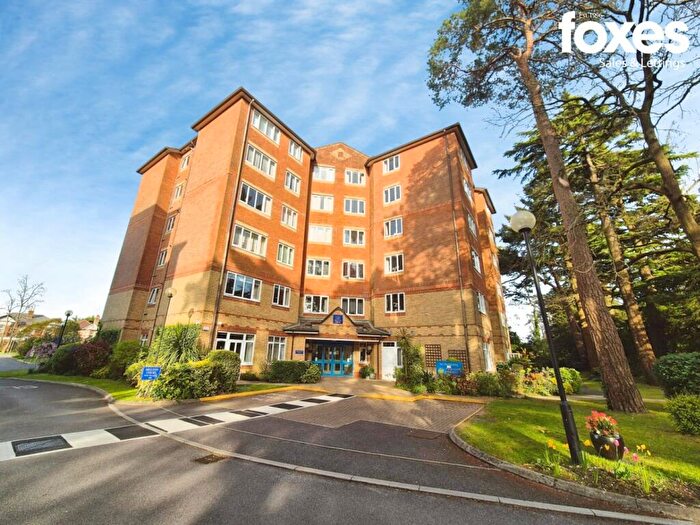 2 Bedroom Flat To Rent In Melton Court, Lindsay Road, Poole, Dorset, BH13