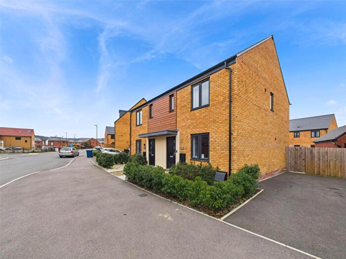 3 Bedroom Semi Detached House For Sale In Ruby Avenue, Bishops Cleeve, Cheltenham, Gloucestershire, GL52