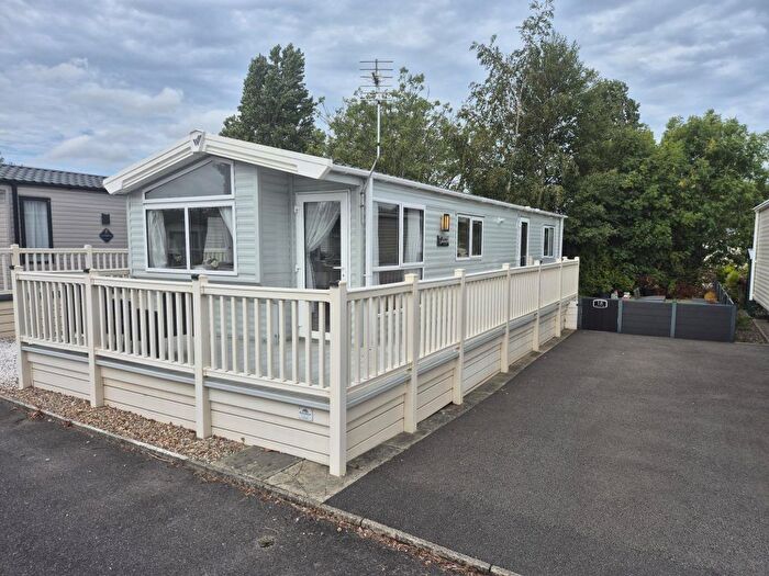 2 Bedroom Park Home For Sale In Southport New Rd, Southport, PR9