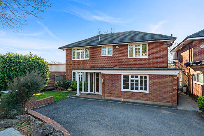 4 Bedroom Detached House For Sale In Drumaline Ridge, Worcester Park, KT4