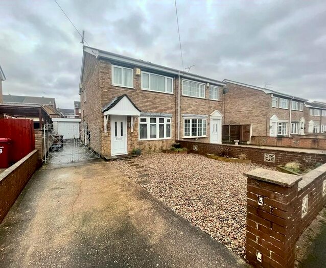 3 Bedroom Property To Rent In Goodwood, Scunthorpe, DN17